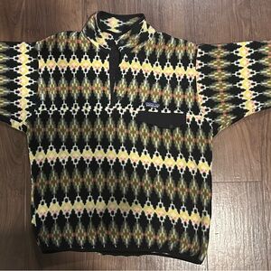 Patagonia Synchilla Black and Yellow Patterned Fleece